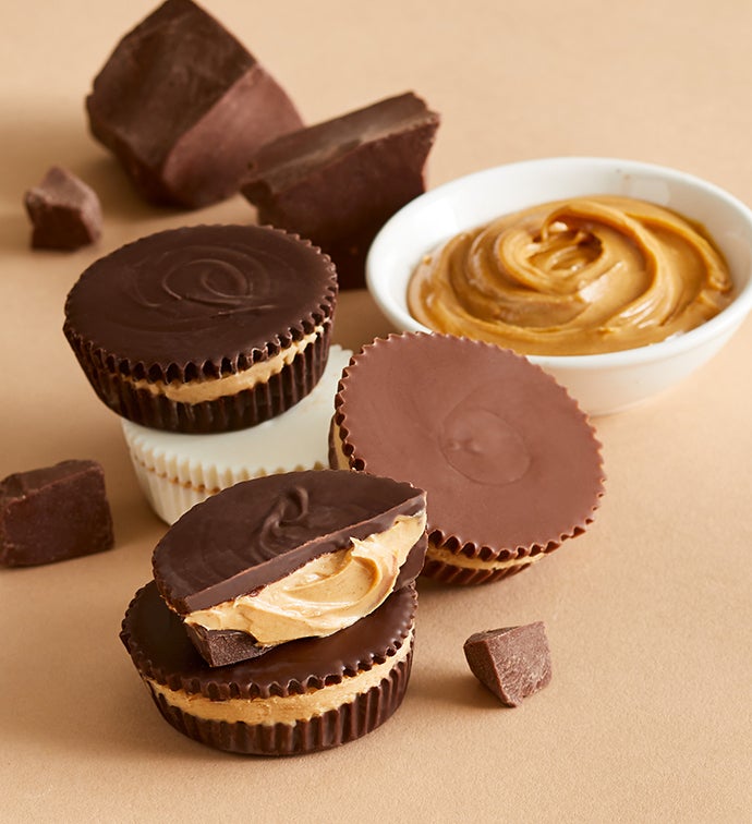 Simply Chocolate® Giant Peanut Butter Cups 8 pc