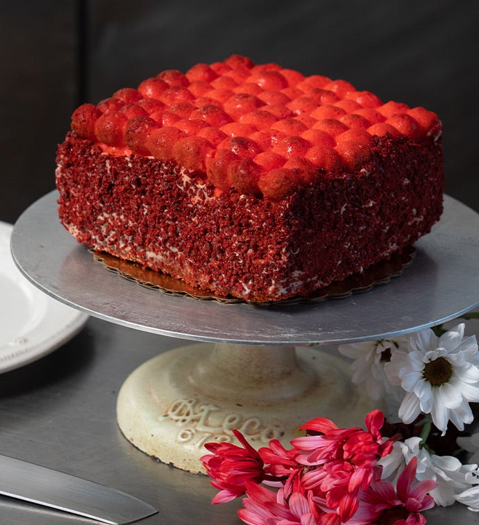 Knipschildt Cherry Red Velvet Cake